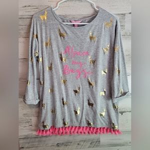 Lilly Pulitzer shirt Alpaca my bags. Size XS runs big/baggy